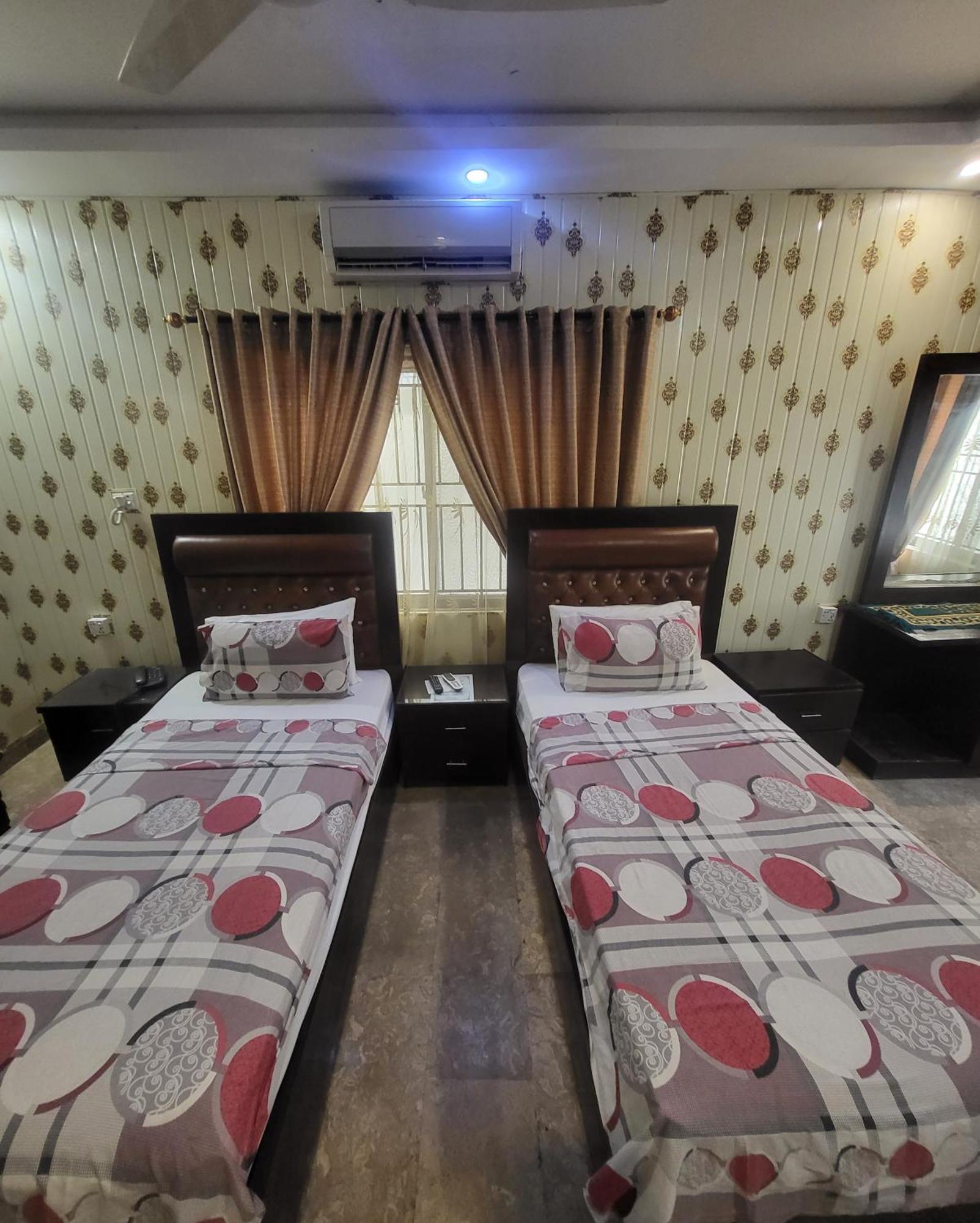 Seaview Lodge Guest House Карачи Экстерьер фото