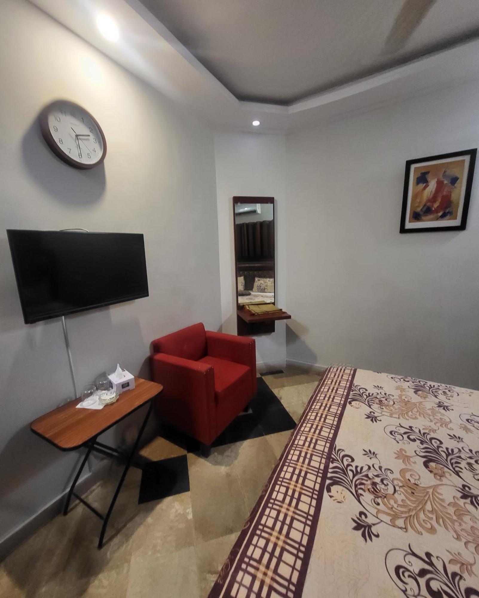 Seaview Lodge Guest House Карачи Экстерьер фото